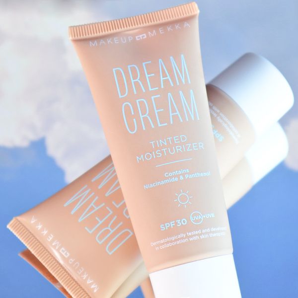 Dream Cream Tinted Moisturizer